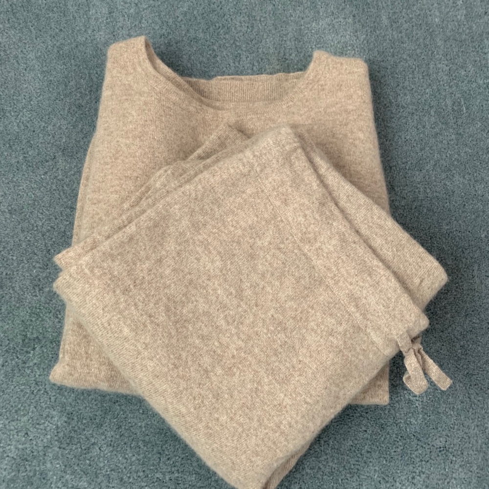 Hammacher Schlemmer 100% Cashmere Casual PJ Set